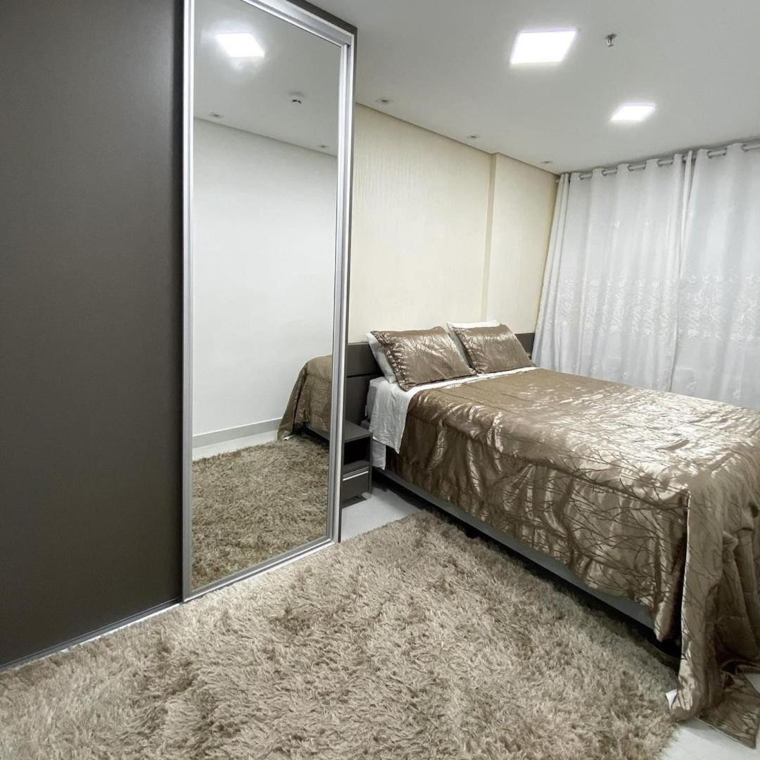 Apartment No Boqueirao, Perto Com Piscina Praia Grande (Santos)